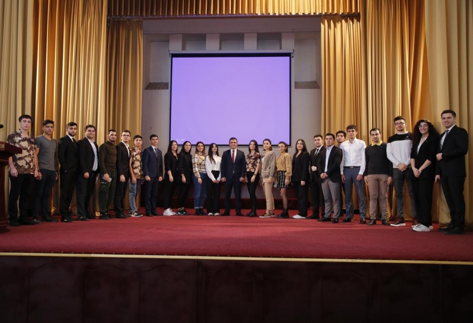 Vətən müharibəsində iştirak etmiş müəllimlərə həsr olunmuş tədbir keçirilib