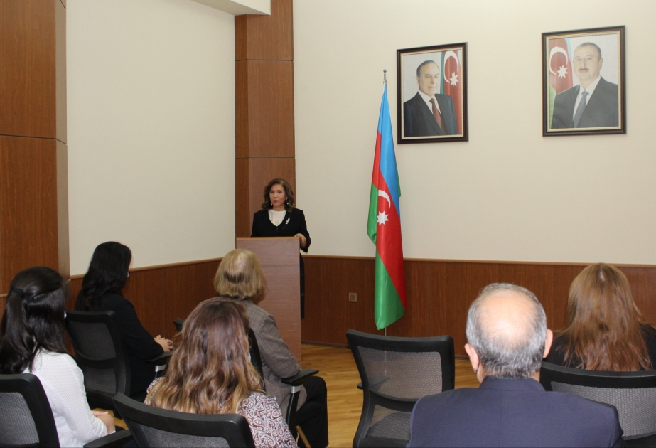 Könüllülük fəaliyyəti keçən gənclərə sertifikatlar təqdim olunub