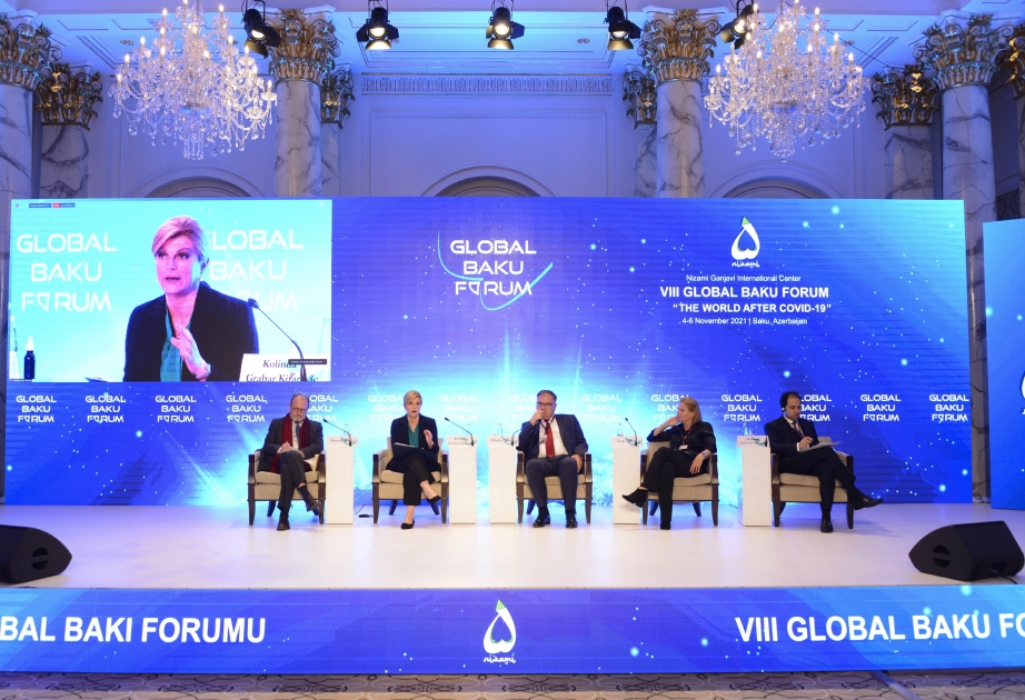 Qlobal Bakı Forumu: Üçüncü paneldə yeni erada sülh, təhlükəsizlik və insan haqlarına dair müzakirələr aparılıb