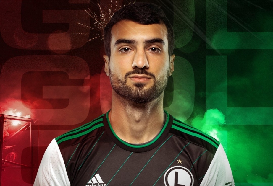 Mahir Emreli “Napoli”nin qapısına qol vurub