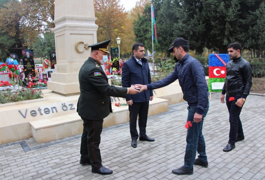 Yevlaxda Vətən müharibəsi iştirakçılarına medallar təqdim olunub