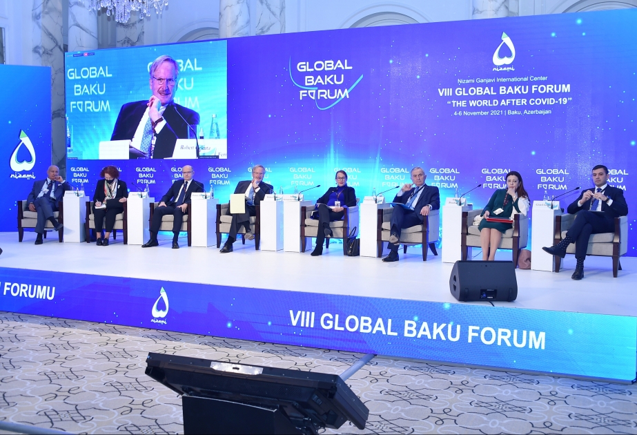 VIII Bakı Qlobal Forumu çərçivəsində qlobal iqlim dəyişiklikləri ilə mübarizəyə dair müzakirələr aparılıb VİDEO