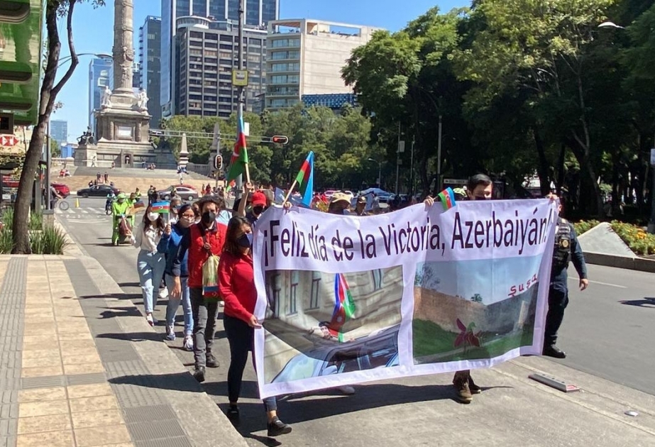 Azərbaycanın Zəfər Günü münasibətilə Meksikada yürüş keçirilib VİDEO