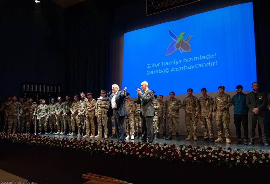 Akademik Milli Dram Teatrında Zəfər Günü münasibətilə təntənəli tədbir təşkil olunub
