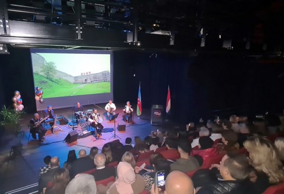 Haaqada Zəfər Günü münasibətilə konsert təşkil edilib