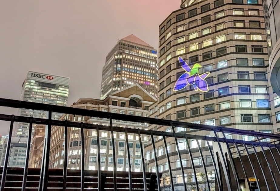 London şəhərində 6 bina Azərbaycan bayrağının rəngləri ilə işıqlandırılıb