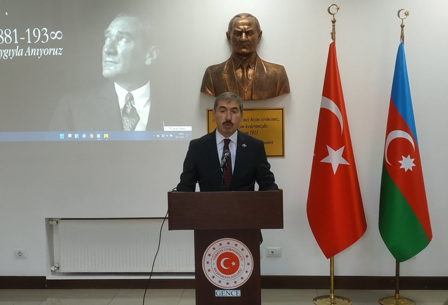 Türkiyənin Gəncədəki Baş Konsulluğunda Mustafa Kamal Atatürkün xatirəsi anılıb