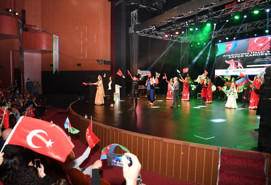 Ankarada Zəfər Günü münasibətilə konsert təşkil olunub