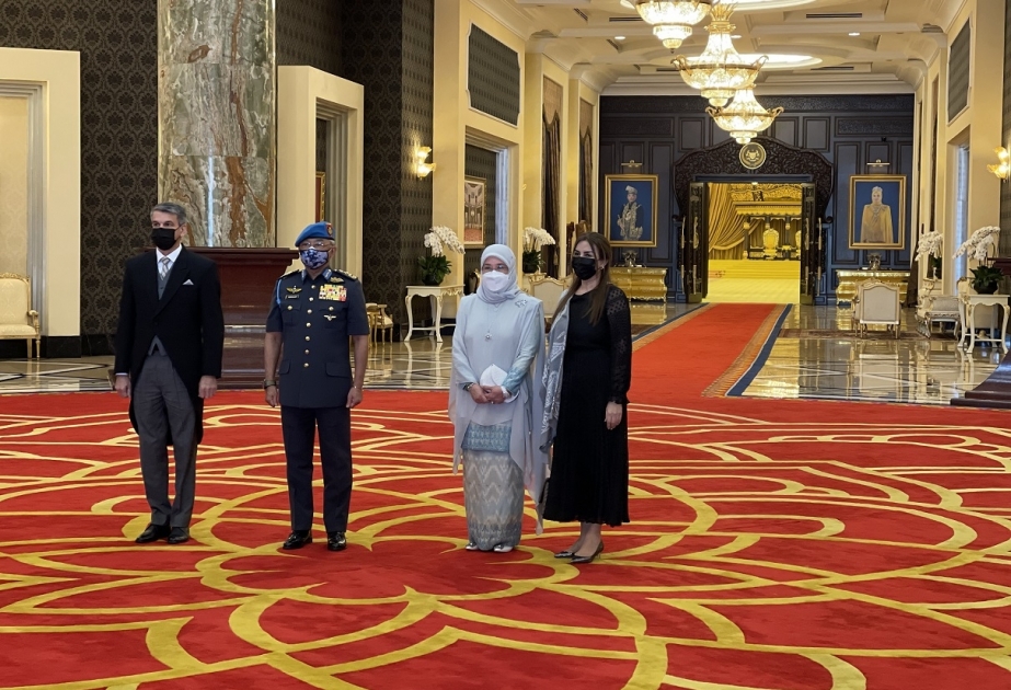 Azərbaycan səfiri etimadnaməsini Malayziya Kralına təqdim edib