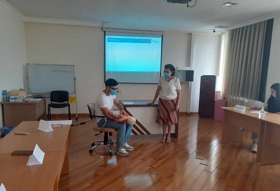 COVID-19 pandemiyası ilə mübarizədə vaksinasiyaya dair təlimlər aparılır