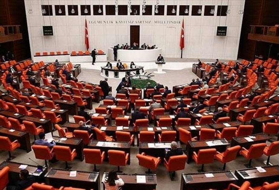 البرلمان التركي يمدد مدة نشاط العسكريين الاتراك في أذربيجان