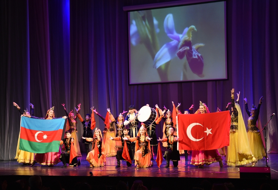“Xarıbülbül” respublika uşaq rəqs festivalının qalibləri mükafatlandırılıb