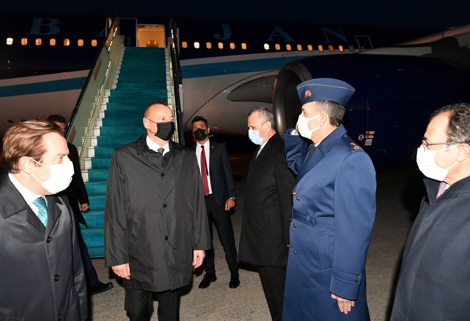 Le président Ilham Aliyev est venu en visite en République de Turquie VIDEO