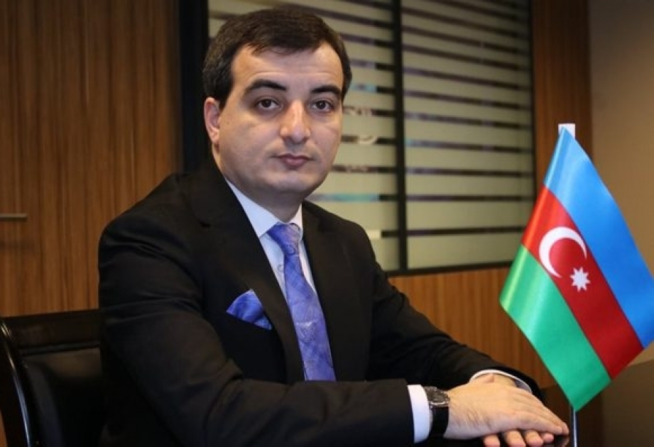 Politoloq: Ulu öndər Heydər Əliyevin Azərbaycan dövlətçiliyi qarşısındakı ən böyük xidmətlərindən biri müstəqil dövlətin yeni, müasir Konstitusiyasının hazırlanmasıdır