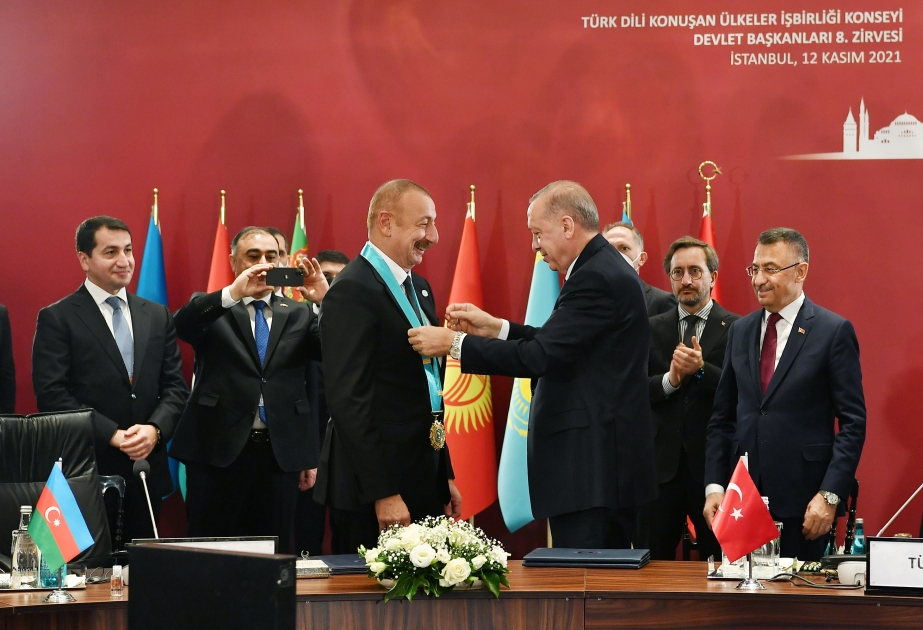 Президенту Ильхаму Алиеву вручен Высший орден тюркского мира   ВИДЕО   