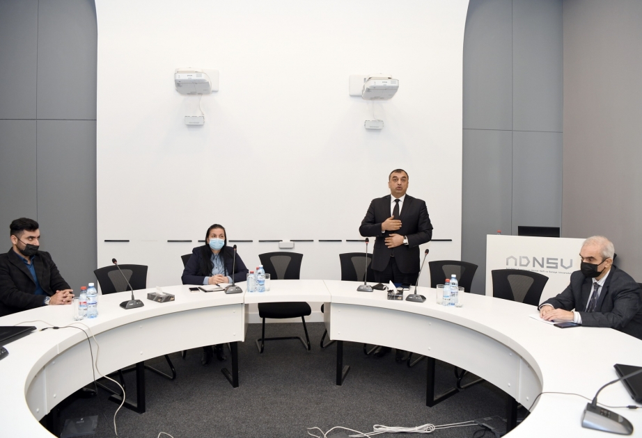 Dövlət Neft və Sənaye Universitetində doktorantlarla görüş