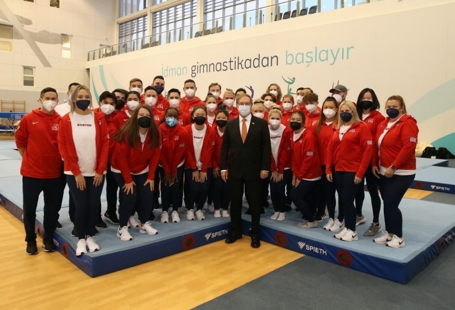 El embajador de EE.UU. en Azerbaiyán visita la Arena Nacional de Gimnasia