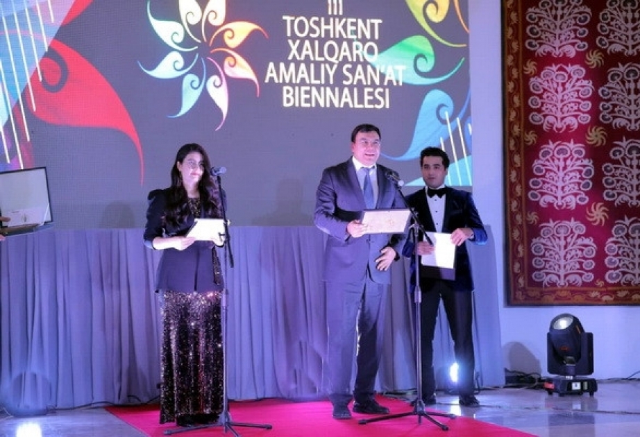 Üçüncü beynəlxalq Daşkənd təsviri incəsənət biennalesində Azərbaycan da iştirak edib