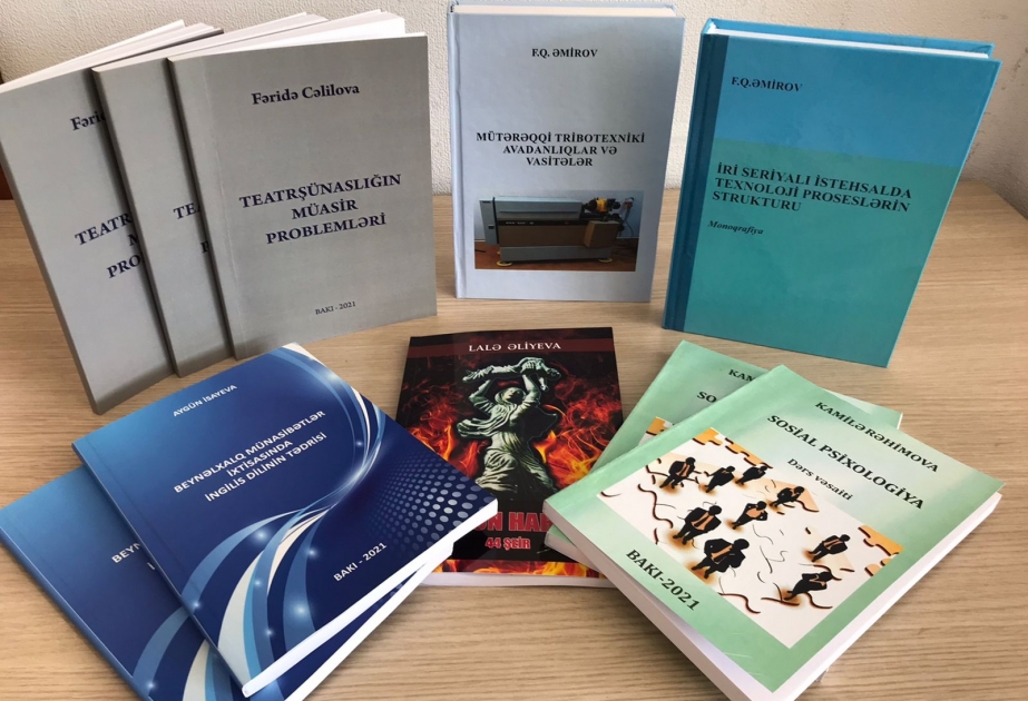 Mərkəzi Elmi Kitabxanaya yeni nəşrlər təqdim edilib