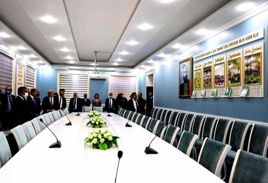 Nizami Gəncəvinin 880 illiyinə həsr edilmiş beynəlxalq konfrans keçirilib