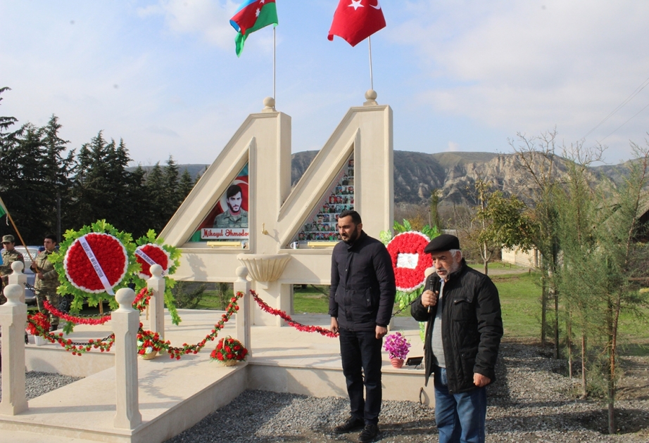 Qəbələdə şəhid Mikayıl Əhmədovun xatirəsinə inşa edilmiş abidə-bulağın açılışı olub