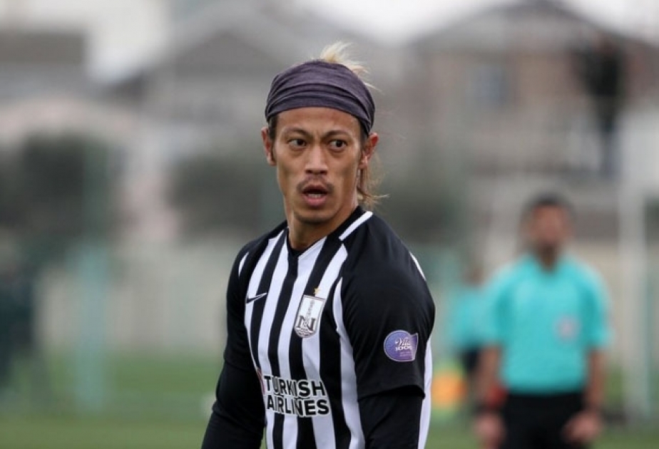 “Neftçi”nin sabiq futbolçusu Keysuke Honda Yaponiya tarixinin rəmzi komandasına düşüb
