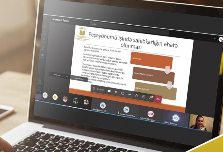 Ümumi təhsil müəssisələrində peşəyönümü xidmətinin təşkilinə dair distant təlimlərə başlanılıb