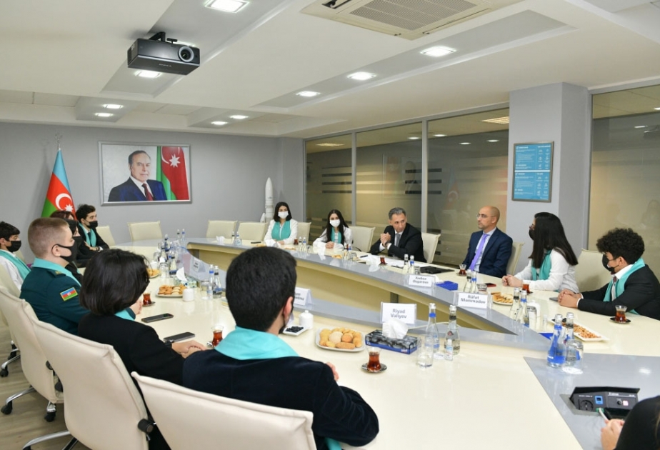 Azərbaycan Uşaqlarının V Ümumrespublika Forumu iştirakçılarının bir qrupu ilə görüş olub