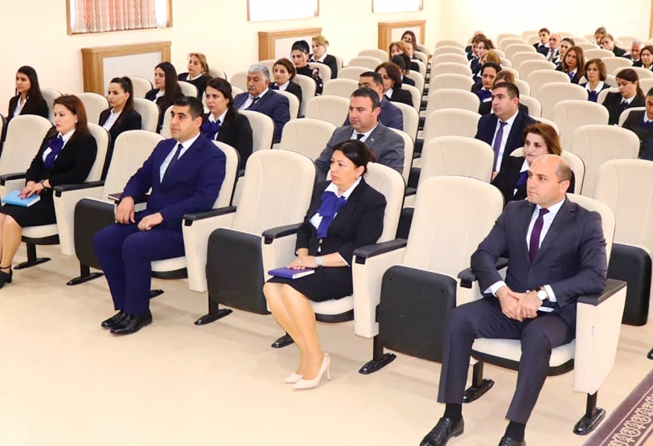 Naxçıvan Şəhər Təhsil Şöbəsinin əhatə etdiyi ümumtəhsil məktəblərinin fəaliyyəti müzakirə olunub