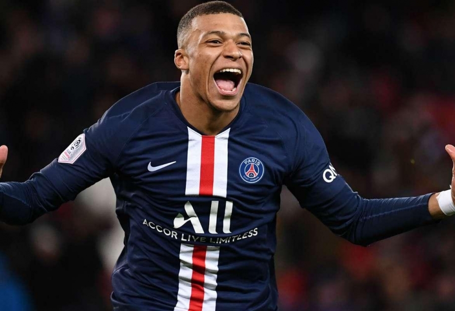 Kilian Mbappe karyerasında 300-cü oyununu keçirib