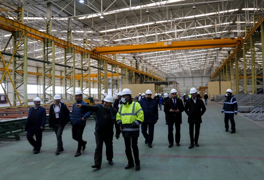 Beynəlxalq Biznes Forumunun bir qrup iştirakçısı Sumqayıt Kimya Sənaye Parkında olub