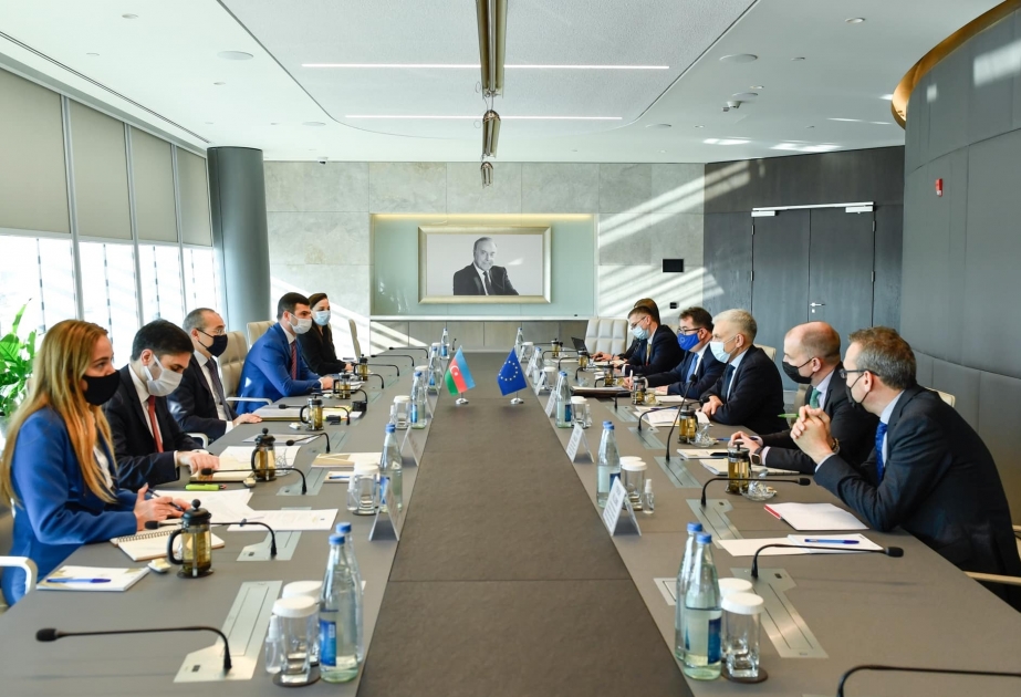Azərbaycan Avropa Komissiyası ilə Qarabağın bərpası çərçivəsində əməkdaşlıq istiqamətlərini müzakirə edib