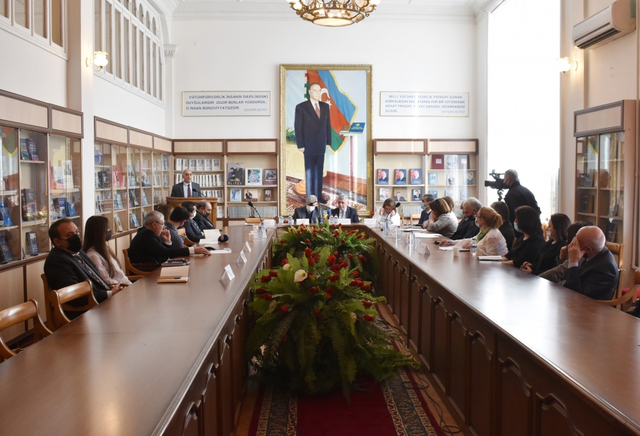 ADPU-da “Nizami Gəncəvi: Dahilik zirvəsi” mövzusunda beynəlxalq konfrans öz işinə başlayıb