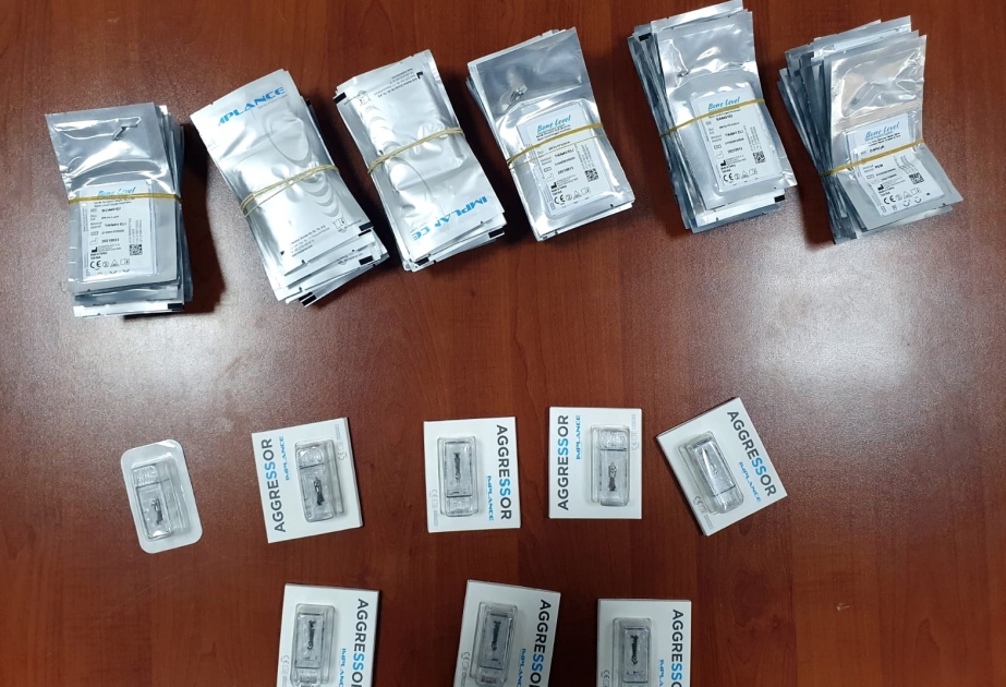 Diş implantlarının qaçaqmalçılıq yolu ilə ölkəyə gətirilməsi cəhdinin qarşısı alınıb