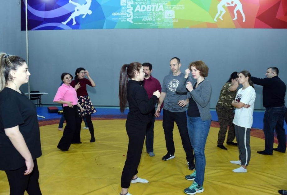 “Krav Maga: qadınlar üçün özünümüdafiə sistemi” adlı seminar keçirilib