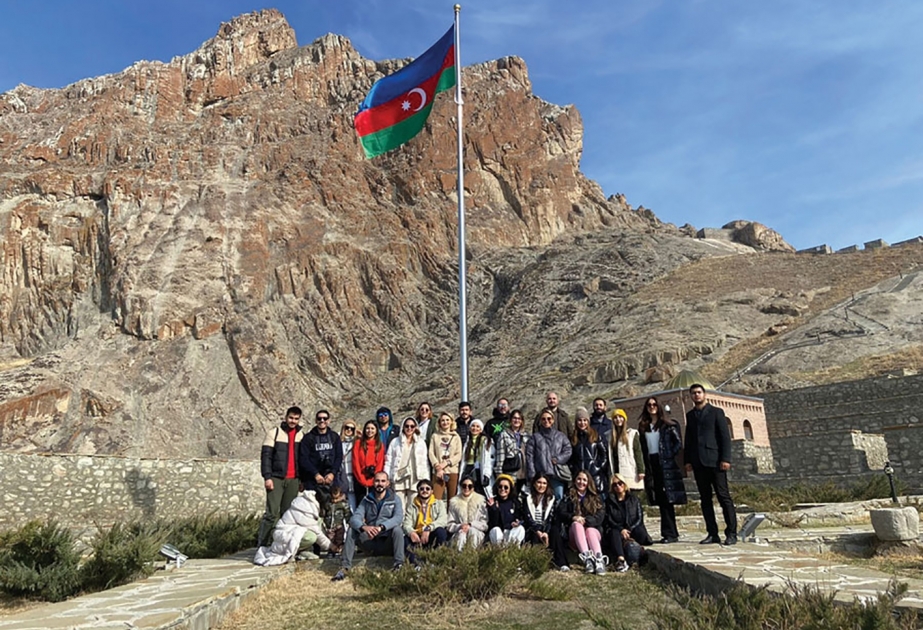 Blogerlər: Naxçıvan tarixi abidələr və görməli yerlər üzrə səyahət turizminin ən ideal məkanlarındandır