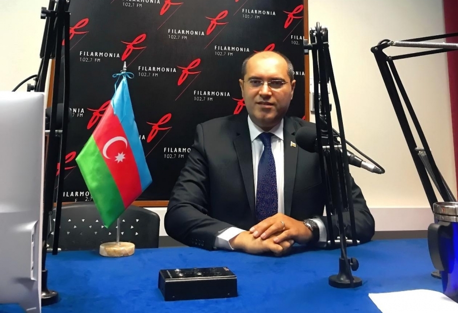 La radio peruana emite un programa sobre Azerbaiyán