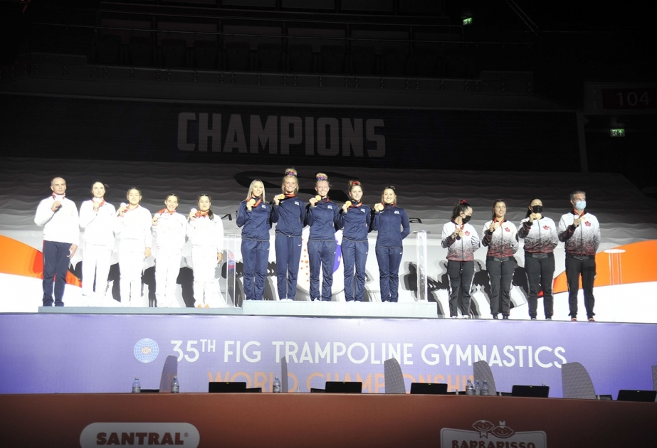 El equipo femenino de EE.UU. consigue el oro en doble mini-trampolín en el 35º Campeonato Mundial de la FIG en Bakú