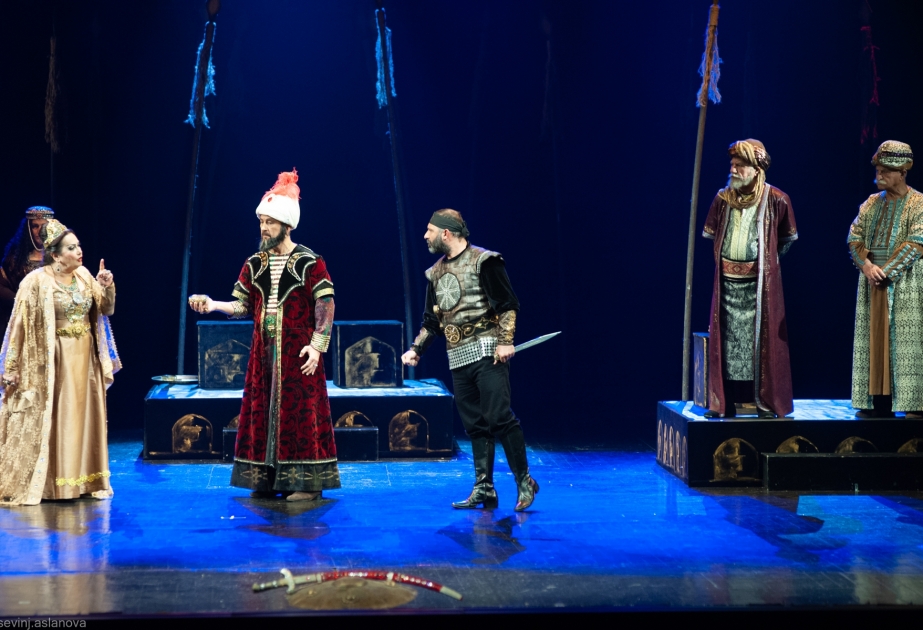 Milli Teatrda “Nizami Gəncəvi İli”nə həsr edilmiş “Qətibə İnanc” tamaşası nümayiş olunub