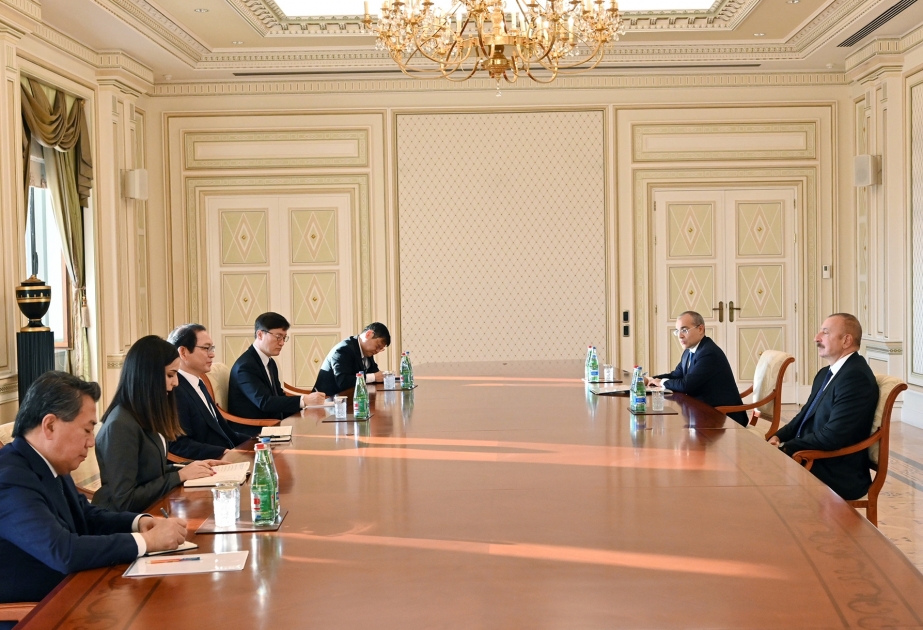President Ilham Aliyev received chairman of Korea’s Presidential Committee on Northern Economic Cooperation VIDEO