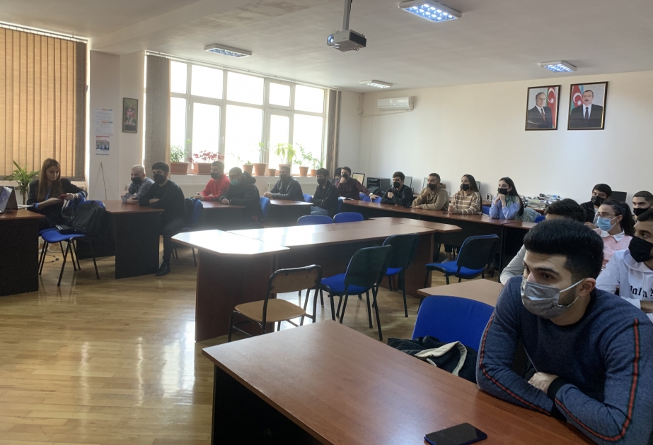 Azərbaycan Turizm və Menecment Universitetində təlim: Pərakəndə, korporativ bank məhsulları və xidmətləri