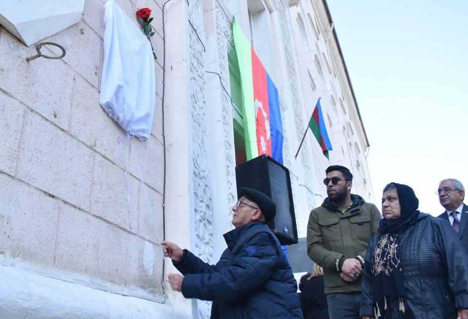 Şəhid Xəyal Balakişiyevin oxuduğu məktəbdə barelyefinin açılışı olub