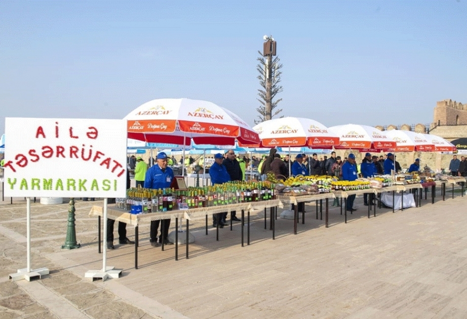Naxçıvanda keçirilən “Ailə təsərrüfatı məhsulları” satış yarmarkasından FOTOREPORTAJ