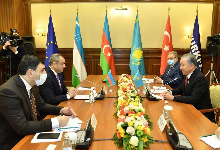 Milli Məclis sədrinin müavini Qazaxıstanda beynəlxalq parlament konfransında iştirak edib