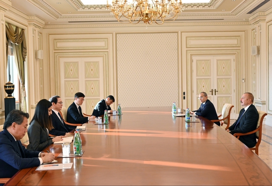 El presidente de Azerbaiyán recibió al presidente del Comité Presidencial de Cooperación Económica del Norte