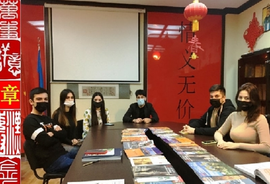 В Университете языков состоялся семинар «Китайские резные печати»