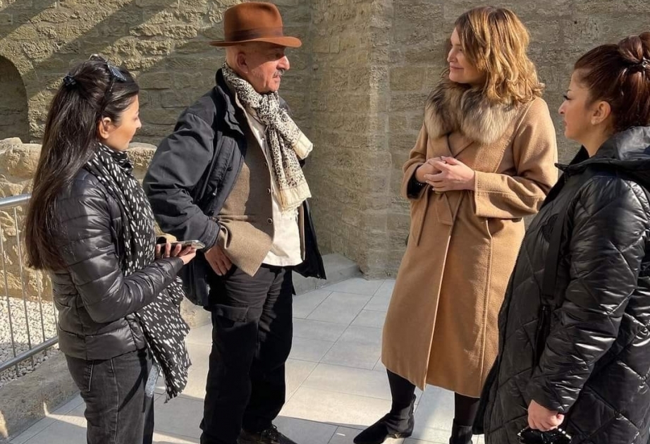 World- renowned photographer Reza Deghati visits Icherisheher