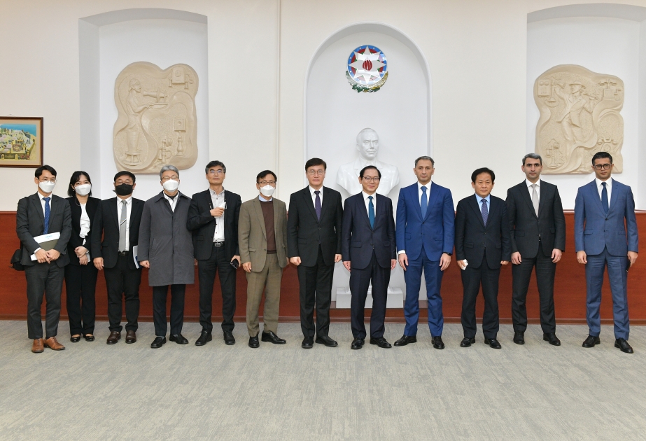 Azərbaycanla Koreya arasında İKT sahəsi müzakirə olunub