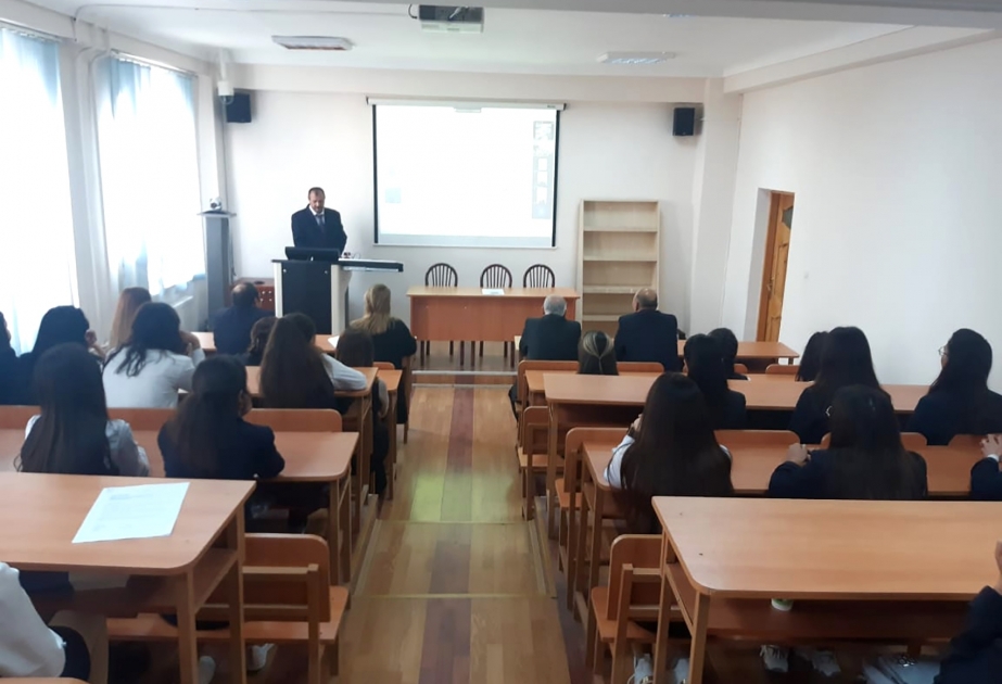 Şamaxı Astrofizika Rəsədxanasının əməkdaşı NDU-nun tələbələri üçün elmi-nəzəri seminar keçib