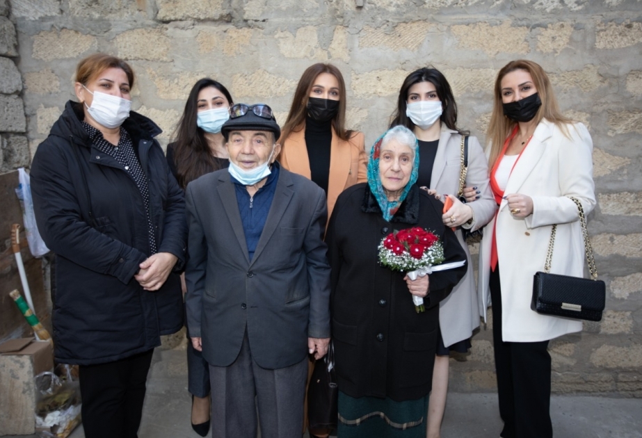 DOST-un səyyar xidmət göstərdiyi 87 yaşlı ahıl vətəndaş ailə qurub